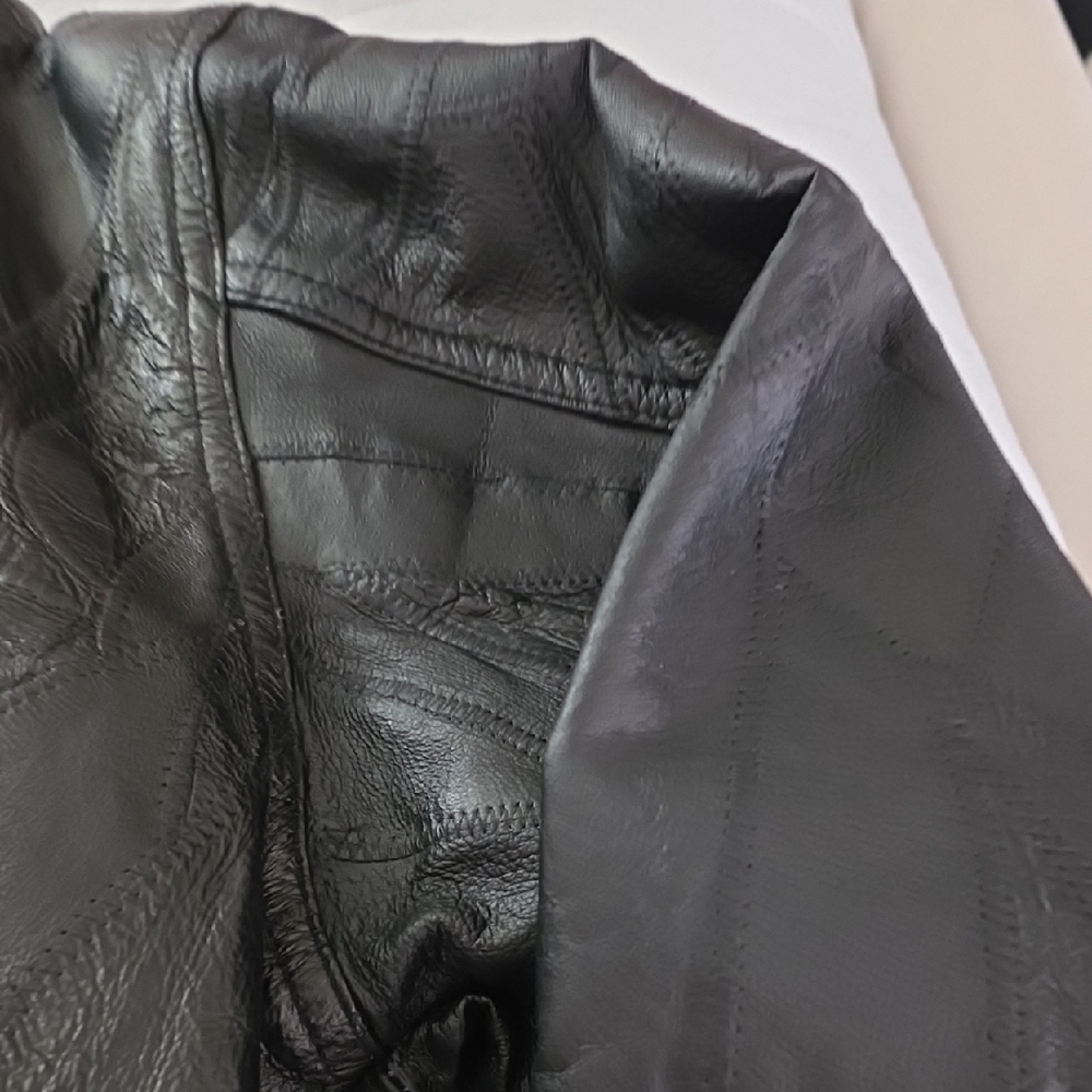 Black Jacket - image 12